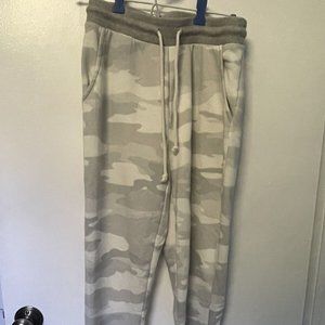 American Eagle Light Gray Camo Pull On Lounge Joggers Sweat Pants Women's XS NWT
